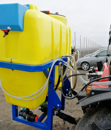 Гербицидный опрыскиватель